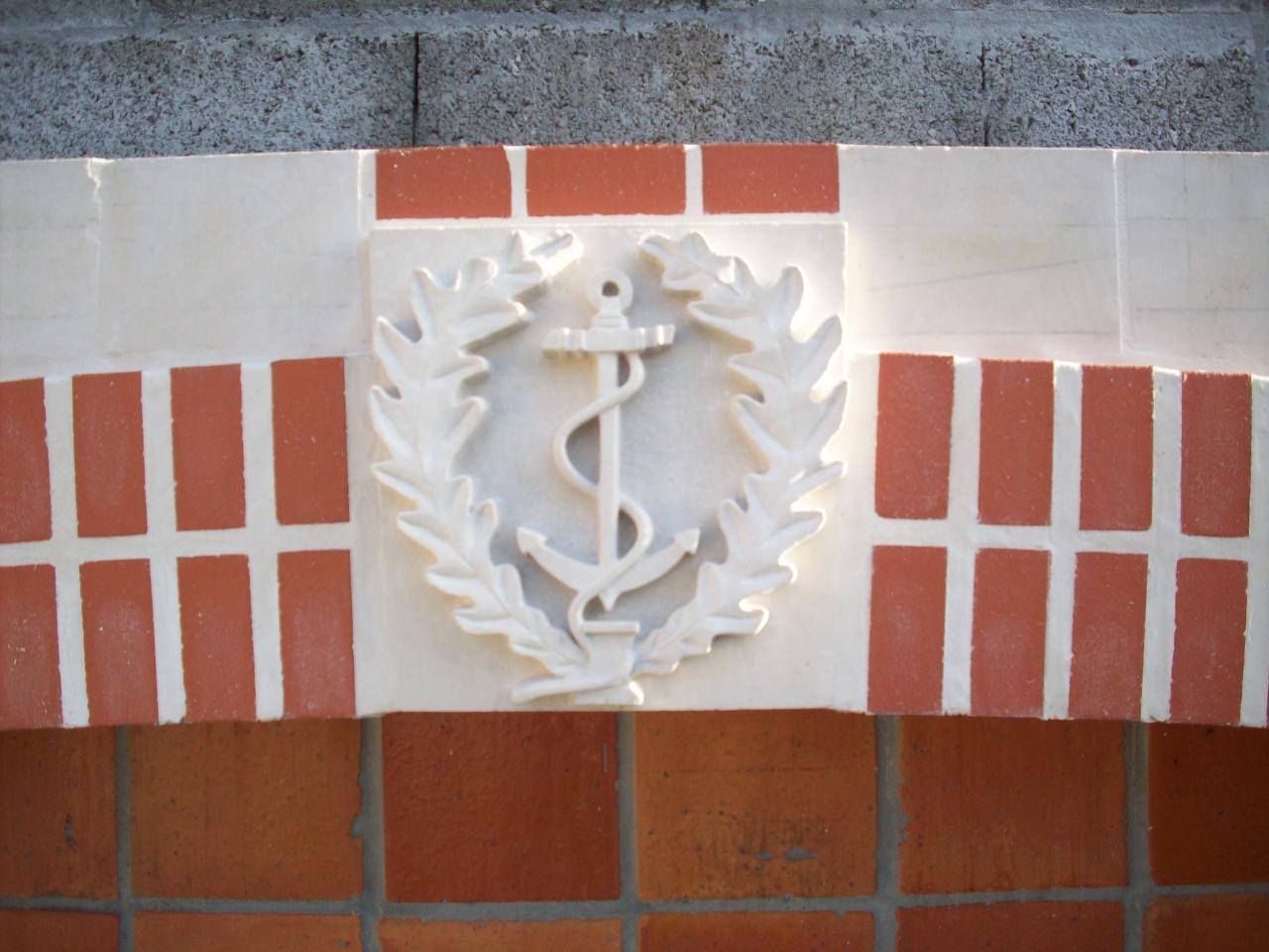 Clef de voute ou mascaron.