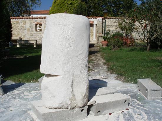 Sculpture en cours de réalisation